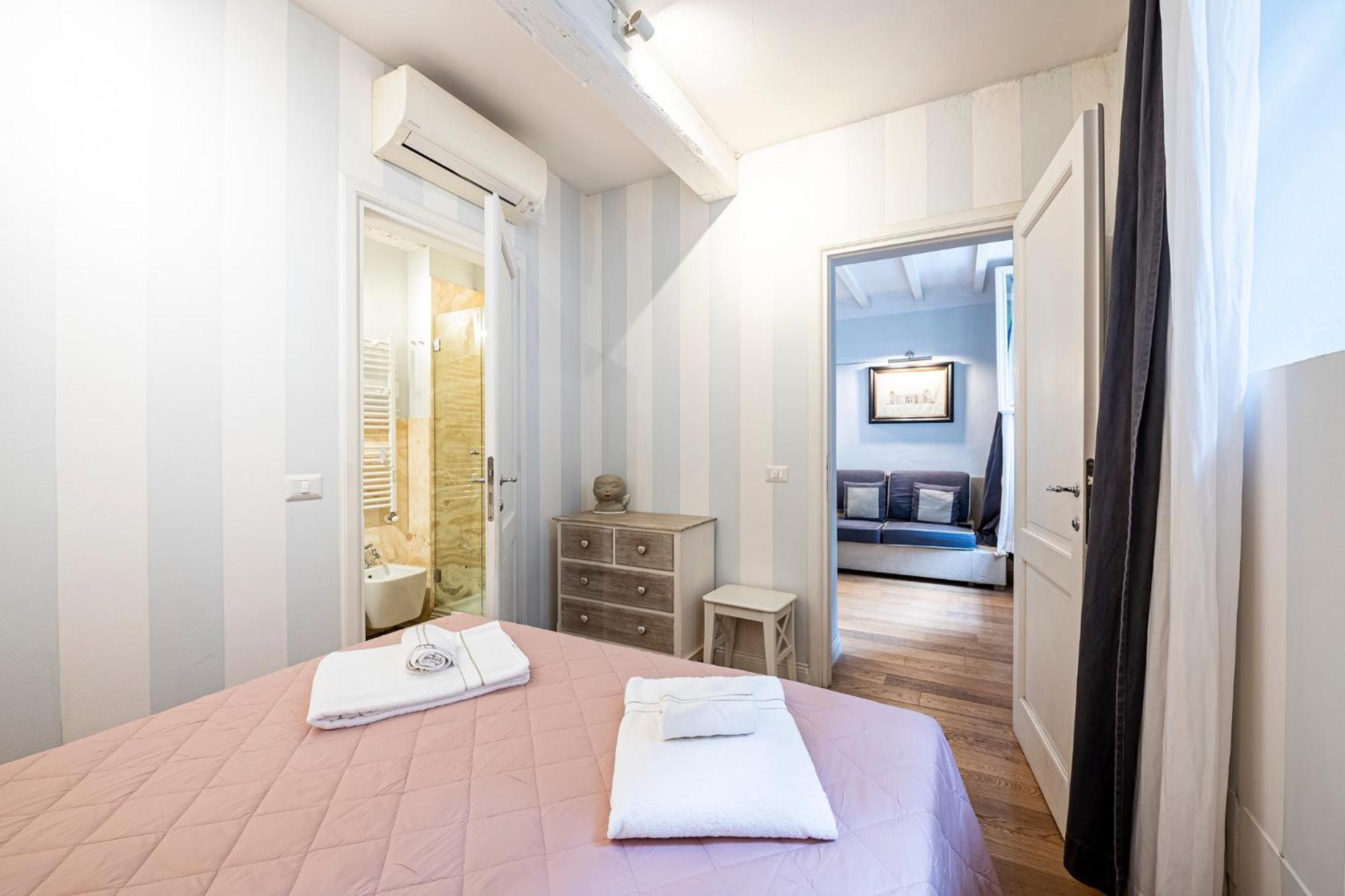 Suite In Pz. Michelangelo: Due Camere Con Due Bagni Florencja Zewnętrze zdjęcie
